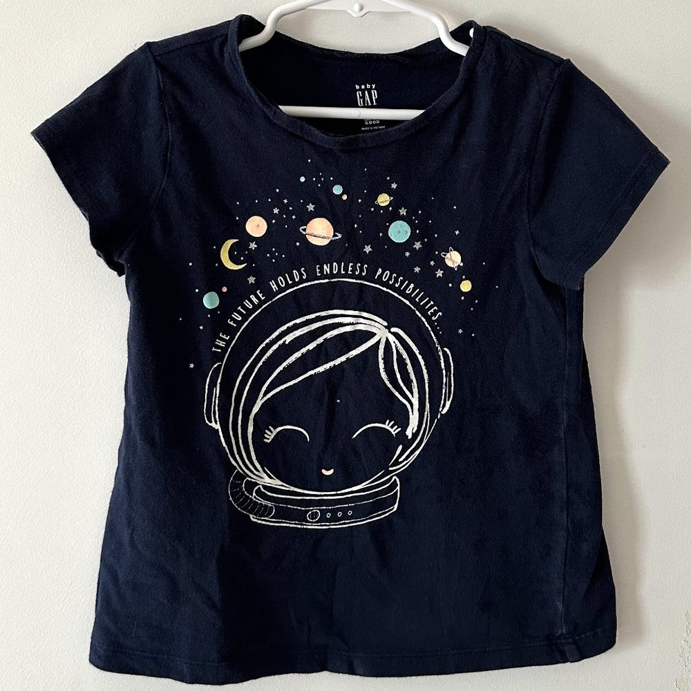 Baby Gap Girl Astronaut Space T-Shirt in Navy Blue, Size 5T
